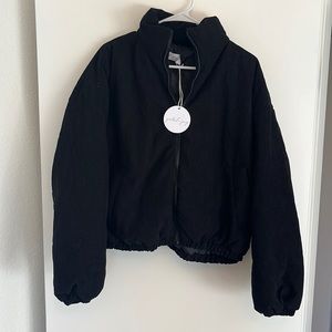 New with tags! Petal and Pup black corduory women’s jacket. Never worn.